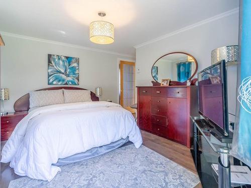 Master bedroom - 3871  - 3873 Boul. De La Grande-Baie S., Saguenay (La Baie), QC - Indoor Photo Showing Bedroom