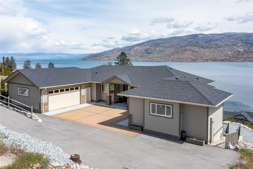 6372 Topham Place, Peachland, BC - Outdoor With Body Of Water