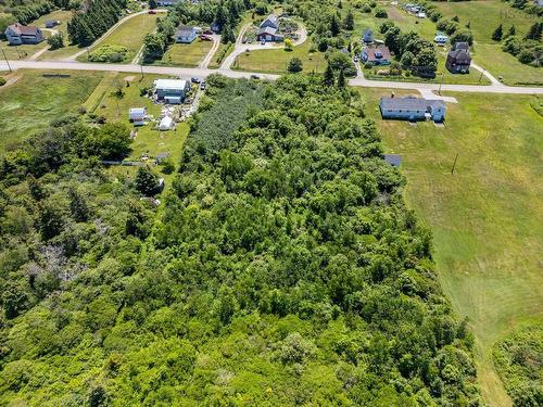 Lot Highway 1, Grosses Coques, NS 