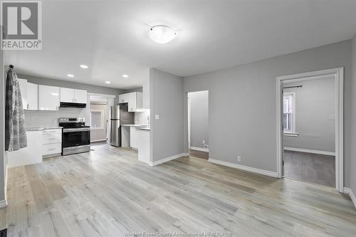 1663 Goyeau, Windsor, ON - Indoor Photo Showing Kitchen