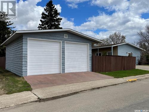 326 Churchill Drive, Melfort, SK - Outdoor With Exterior