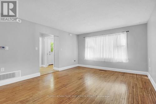 109 Mcnay Street, London, ON - Indoor Photo Showing Other Room