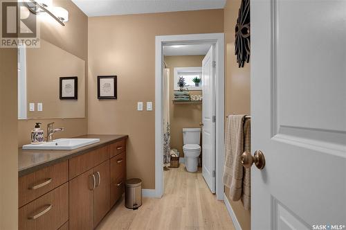 1148 Meier Drive, Moose Jaw, SK - Indoor Photo Showing Bathroom