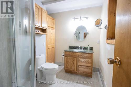 497 Mooney Road, Hastings Highlands, ON - Indoor Photo Showing Bathroom