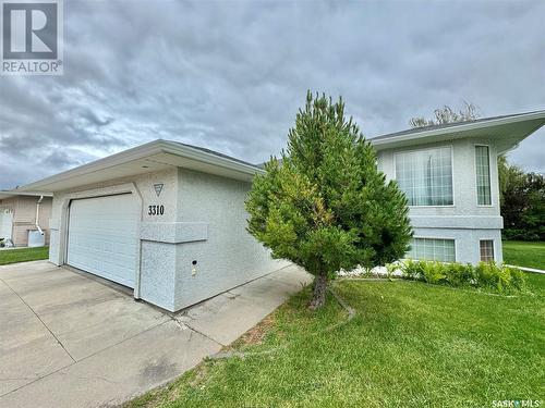 3310 6Th Avenue W, Prince Albert, SK - Outdoor