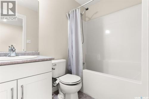 4044 Waterer Street, Regina, SK - Indoor Photo Showing Bathroom