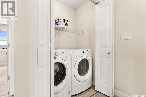 4044 Waterer Street, Regina, SK - Indoor Photo Showing Laundry Room