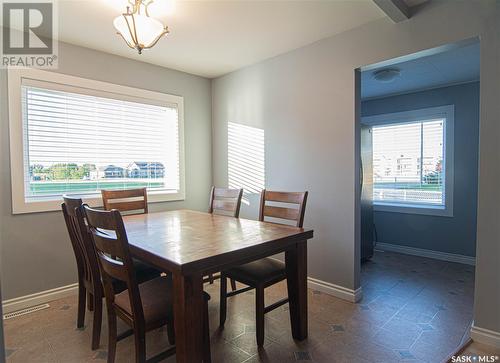 1284 4Th Avenue Ne, Moose Jaw, SK - Indoor Photo Showing Dining Room