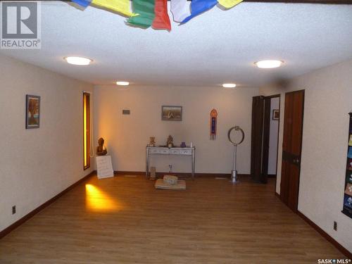 433 3Rd Street E, Shaunavon, SK - Indoor Photo Showing Other Room