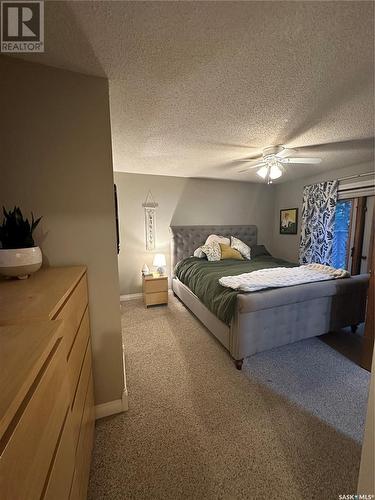 Reeves School Acreage, Langenburg Rm No. 181, SK - Indoor Photo Showing Bedroom