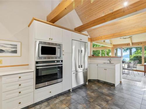 154 Cormorant Cres, Salt Spring, BC 