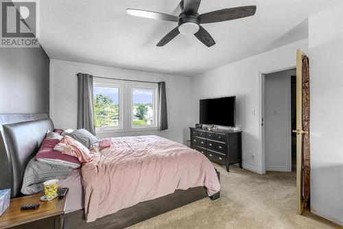 293 Mcgregor Ave, Sault Ste. Marie, ON - Indoor Photo Showing Bedroom