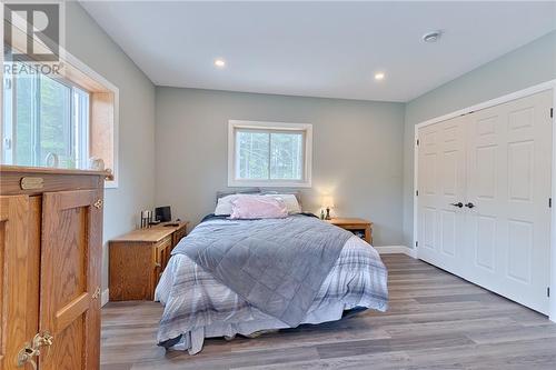 39592 Hwy 41 Highway, Pembroke, ON - Indoor Photo Showing Bedroom