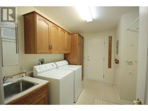 3333 South Main Street Unit# 145, Penticton, BC - Indoor Photo Showing Laundry Room