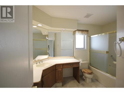 3333 South Main Street Unit# 145, Penticton, BC - Indoor Photo Showing Bathroom