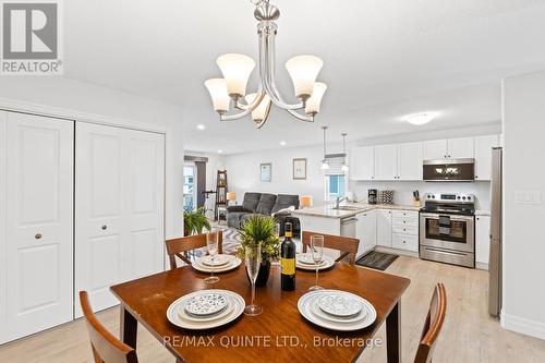 150 Rollins Drive, Belleville, ON - Indoor Photo Showing Dining Room