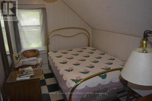 66 Chemaushgon Road, Bancroft, ON - Indoor Photo Showing Bedroom