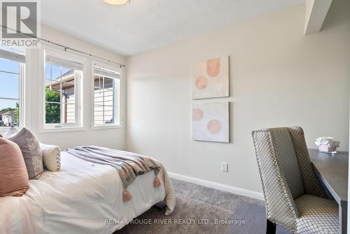 9 Shady Lane Crescent, Clarington, ON - Indoor Photo Showing Bedroom