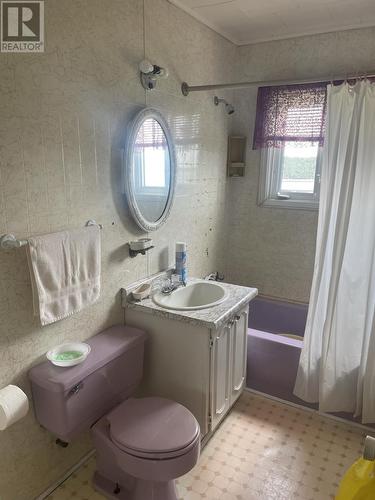 3-5 George'S Lane, Trepassey, NL - Indoor Photo Showing Bathroom