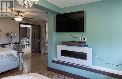 14 Church Road, Pilley'S Island, NL - Indoor Photo Showing Living Room With Fireplace