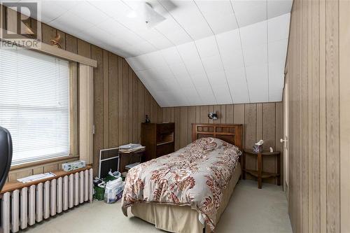 61 & 63 Wellington St W, Sault Ste. Marie, ON - Indoor Photo Showing Bedroom