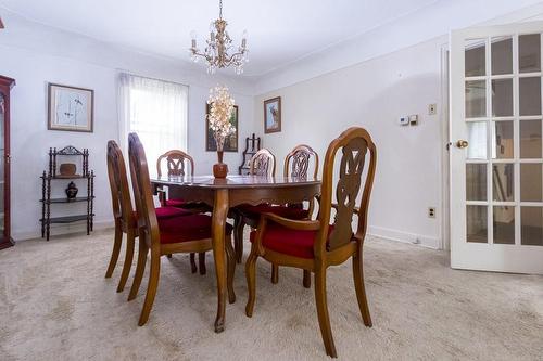 339 Old Guelph Road, Dundas, ON - Indoor Photo Showing Dining Room
