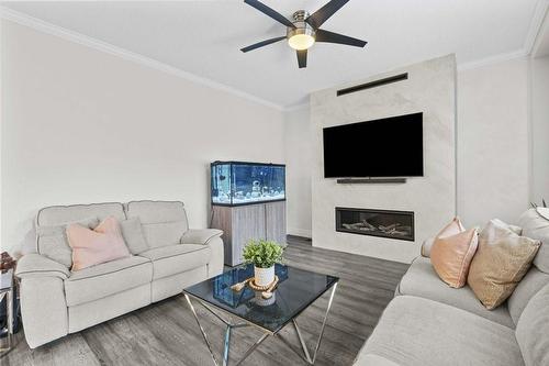 5154 Bird Boulevard, Burlington, ON - Indoor Photo Showing Living Room With Fireplace