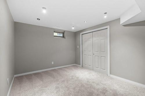 5154 Bird Boulevard, Burlington, ON - Indoor Photo Showing Other Room