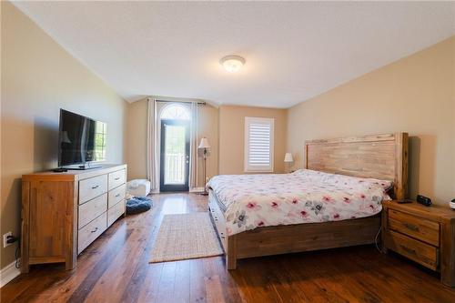 29 Hartland Road, Stoney Creek, ON - Indoor Photo Showing Bedroom