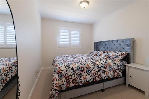 29 Hartland Road, Stoney Creek, ON - Indoor Photo Showing Bedroom