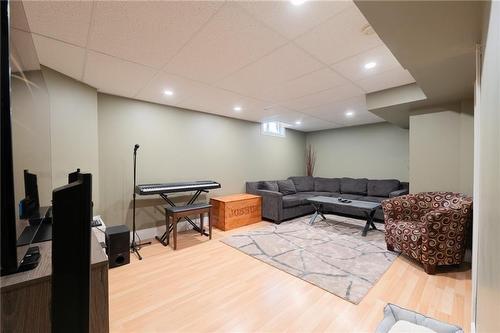 29 Hartland Road, Stoney Creek, ON - Indoor Photo Showing Basement