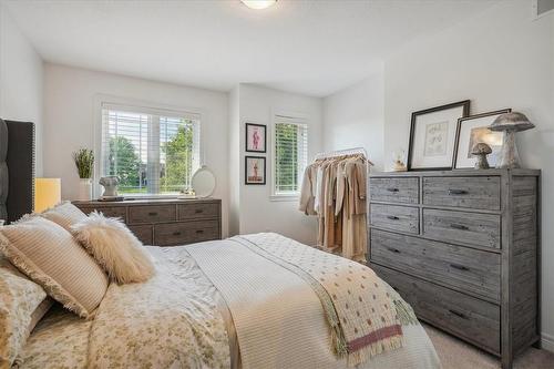 235 Glancaster Road, Ancaster, ON - Indoor Photo Showing Bedroom