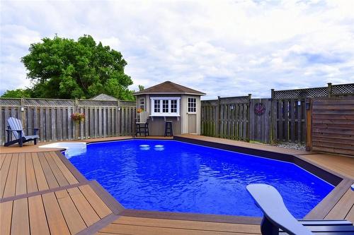 94 Grindstone Way, Waterdown, ON - Outdoor With In Ground Pool With Deck Patio Veranda With Exterior