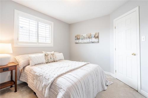 504 Geranium Lane, Halton, ON - Indoor Photo Showing Bedroom