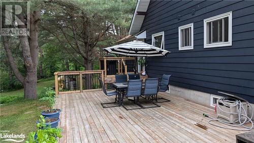 639 Ravenscliffe Road, Huntsville, ON - Outdoor With Deck Patio Veranda With Exterior