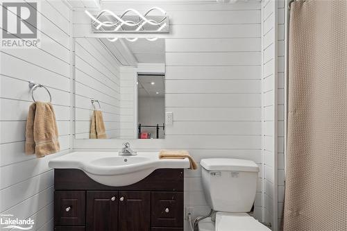 155 Balsam Chutes, Huntsville, ON - Indoor Photo Showing Bathroom