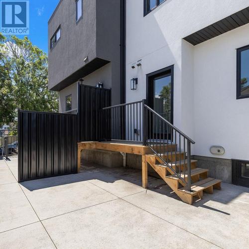 2825 Richter Street Unit# 3, Kelowna, BC - Outdoor With Exterior