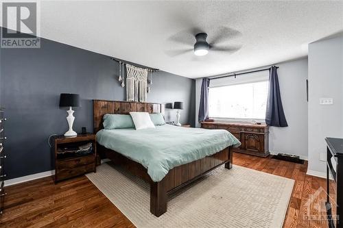 480 Meadowbreeze Drive, Kanata, ON - Indoor Photo Showing Bedroom
