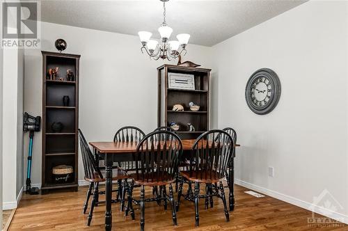 480 Meadowbreeze Drive, Kanata, ON - Indoor Photo Showing Dining Room