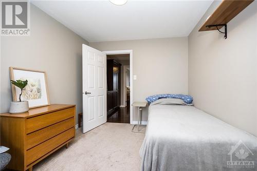 133 Harmattan Avenue, Stittsville, ON - Indoor Photo Showing Bedroom