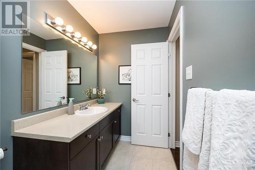 133 Harmattan Avenue, Stittsville, ON - Indoor Photo Showing Bathroom