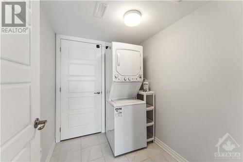 2018 Leinster Circle, Stittsville, ON - Indoor Photo Showing Laundry Room