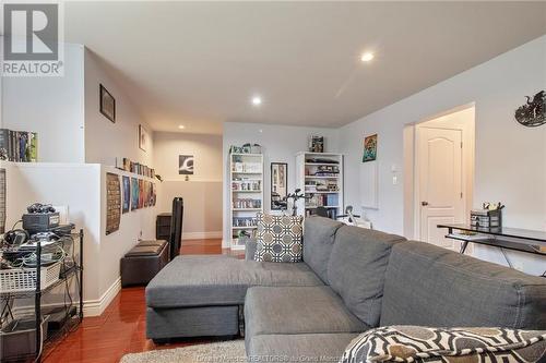 18 Blanchard St, Dieppe, NB - Indoor Photo Showing Living Room