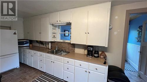 11 Maple Street, Riverside-Albert, NB - Indoor Photo Showing Kitchen With Double Sink