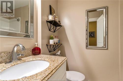 81 Queensway Dr, Moncton, NB - Indoor Photo Showing Bathroom