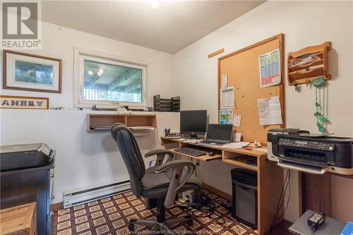 81 Queensway Dr, Moncton, NB - Indoor Photo Showing Office