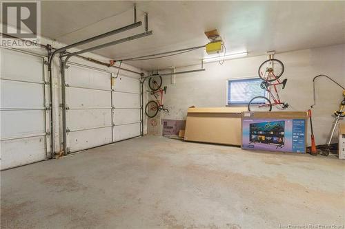 81 Queensway Drive, Moncton, NB - Indoor Photo Showing Garage