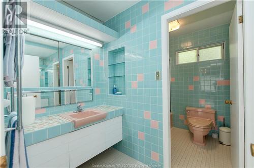 294 Westmount Blvd, Moncton, NB - Indoor Photo Showing Bathroom