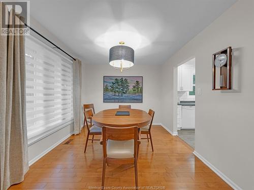 346 Lakeview Avenue, Kingsville, ON - Indoor Photo Showing Dining Room