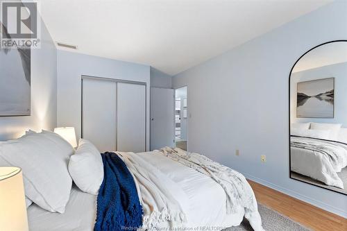 5355 Wyandotte Unit# 102, Windsor, ON - Indoor Photo Showing Bedroom